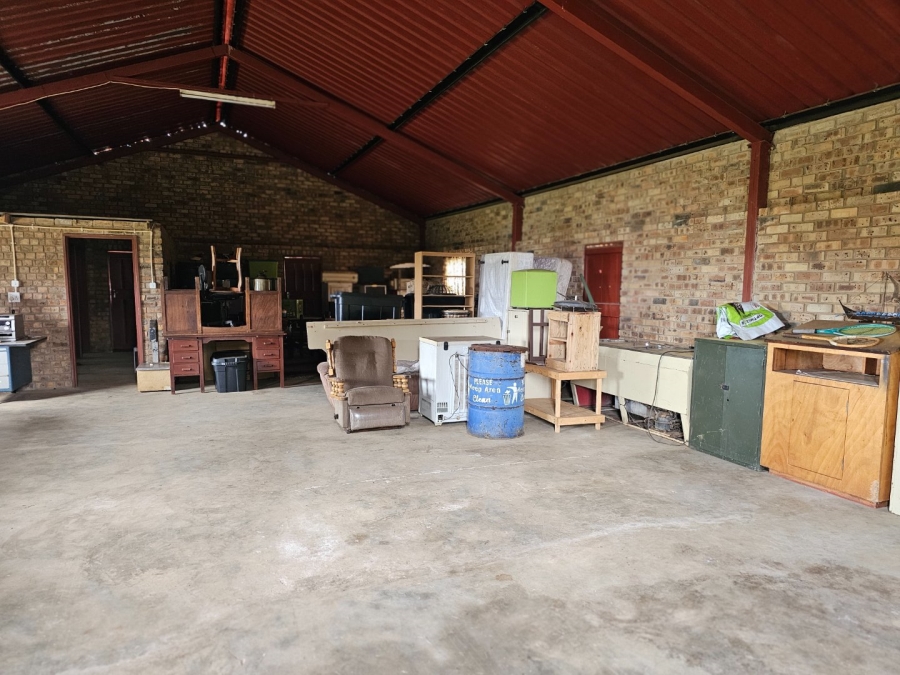 8 Bedroom Property for Sale in Potchefstroom Rural North West